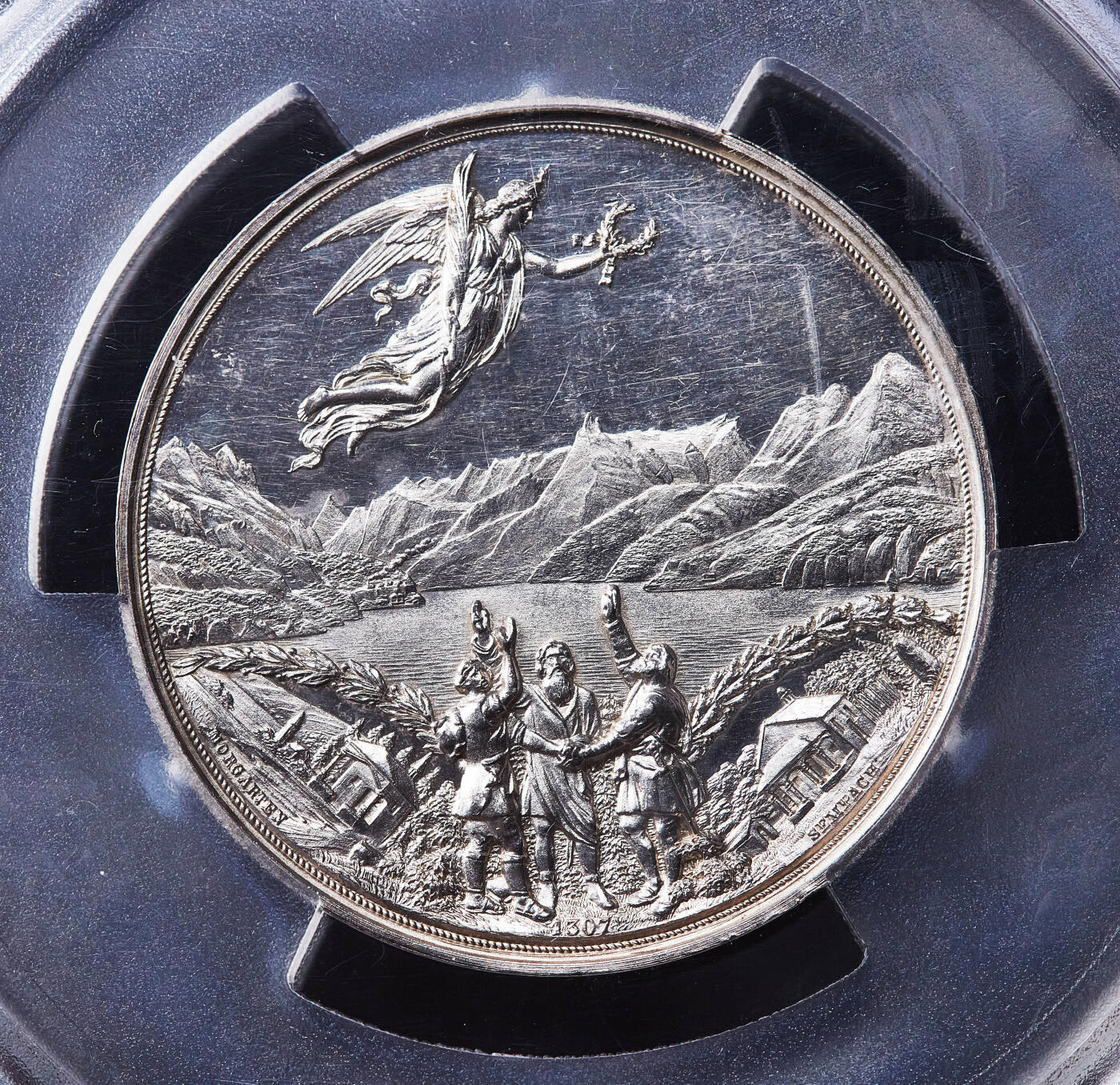 【俄甄集藏】满园春色-2026年(051)04-22星期三 晚 19:30 全场包邮 瑞士1891年纪念联邦成立600周年大银章，PCGS SP63，设计精美，类精制底板，经典品种，直径：50mm