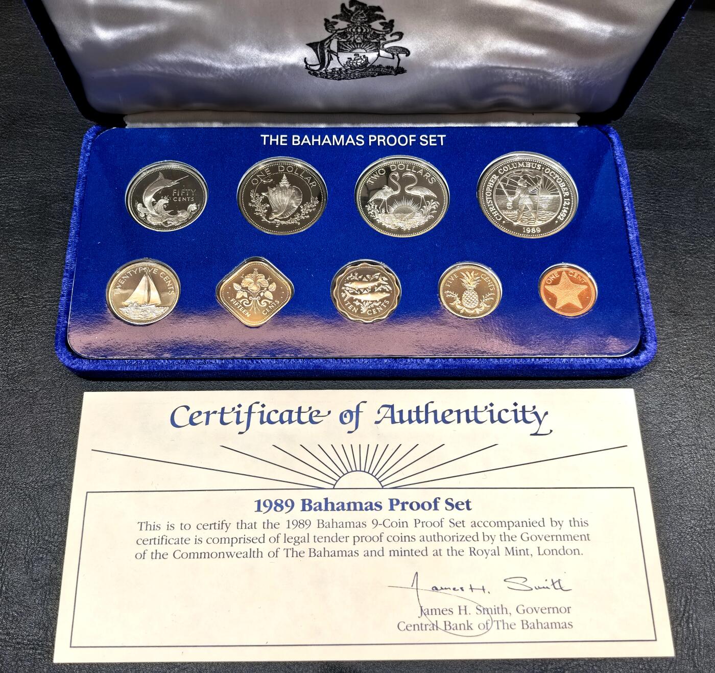 凡希社世界钱币微拍第三百二十二期 1989巴哈马哥伦布发现美洲纪念PS九枚套，原厂封装盒证全品！