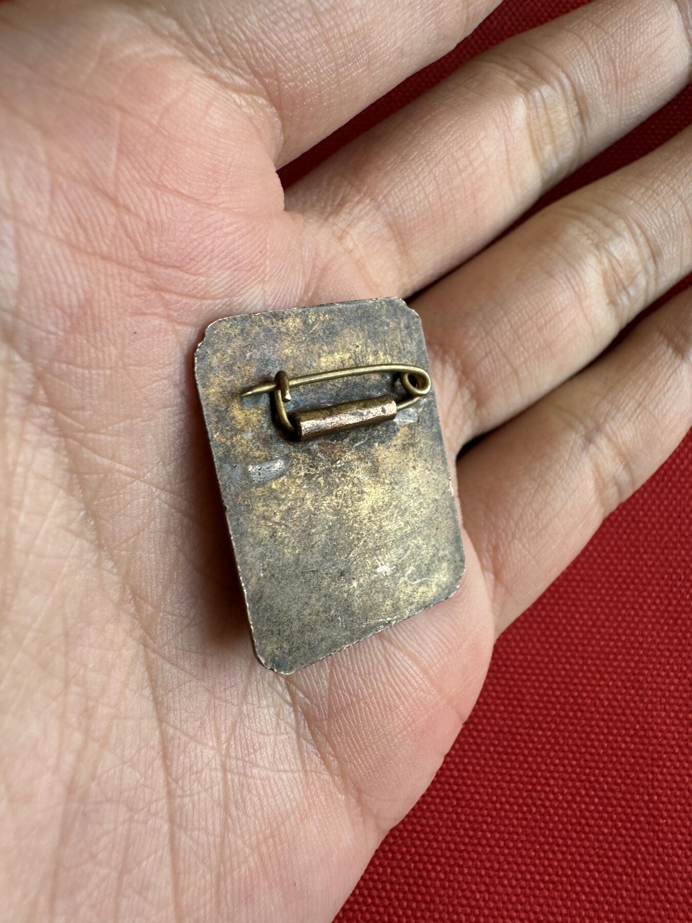 五哥徽章群   11号周六晚上八点4群联拍 国庆