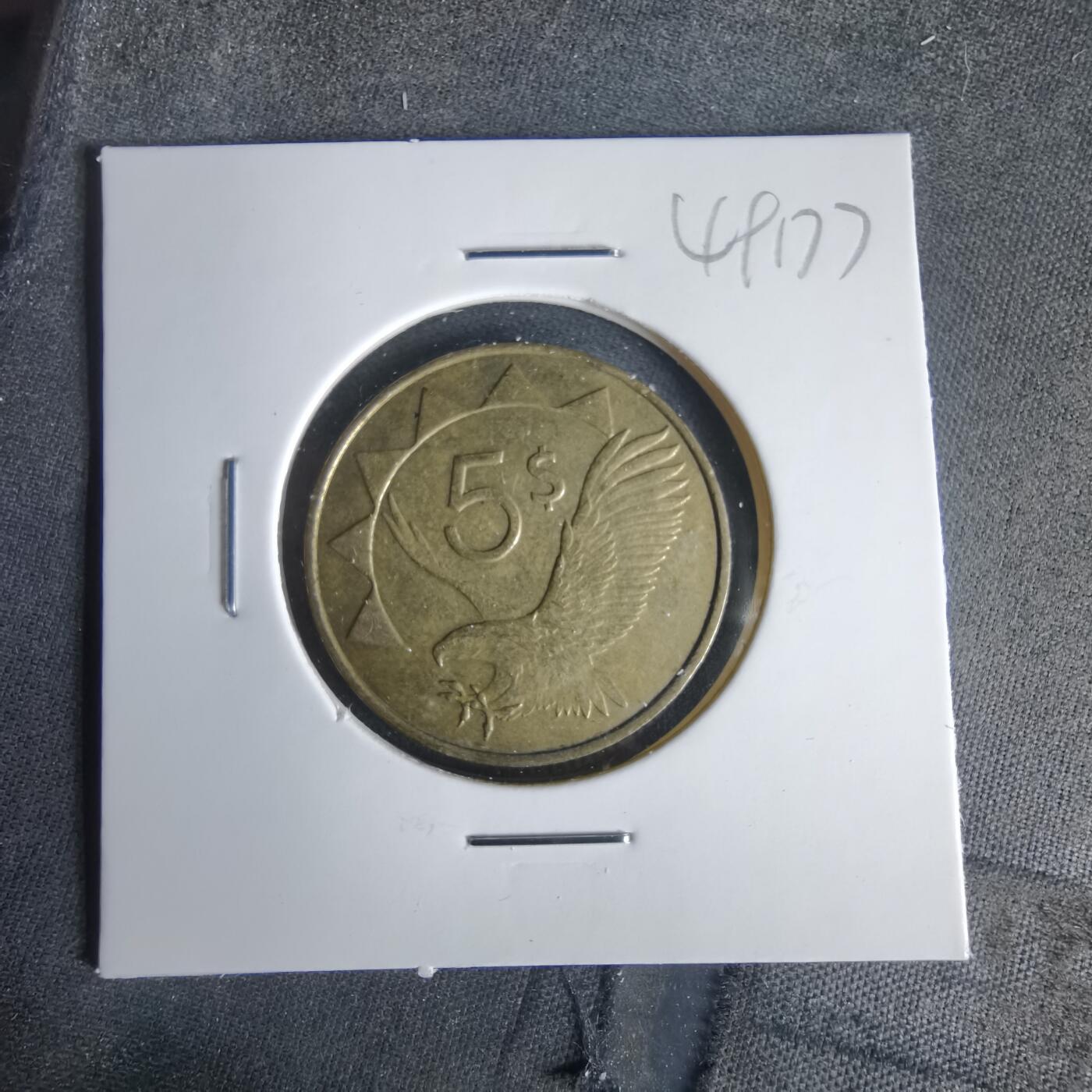 沼泽如烟--第1049场 纳米比亚2012年五元