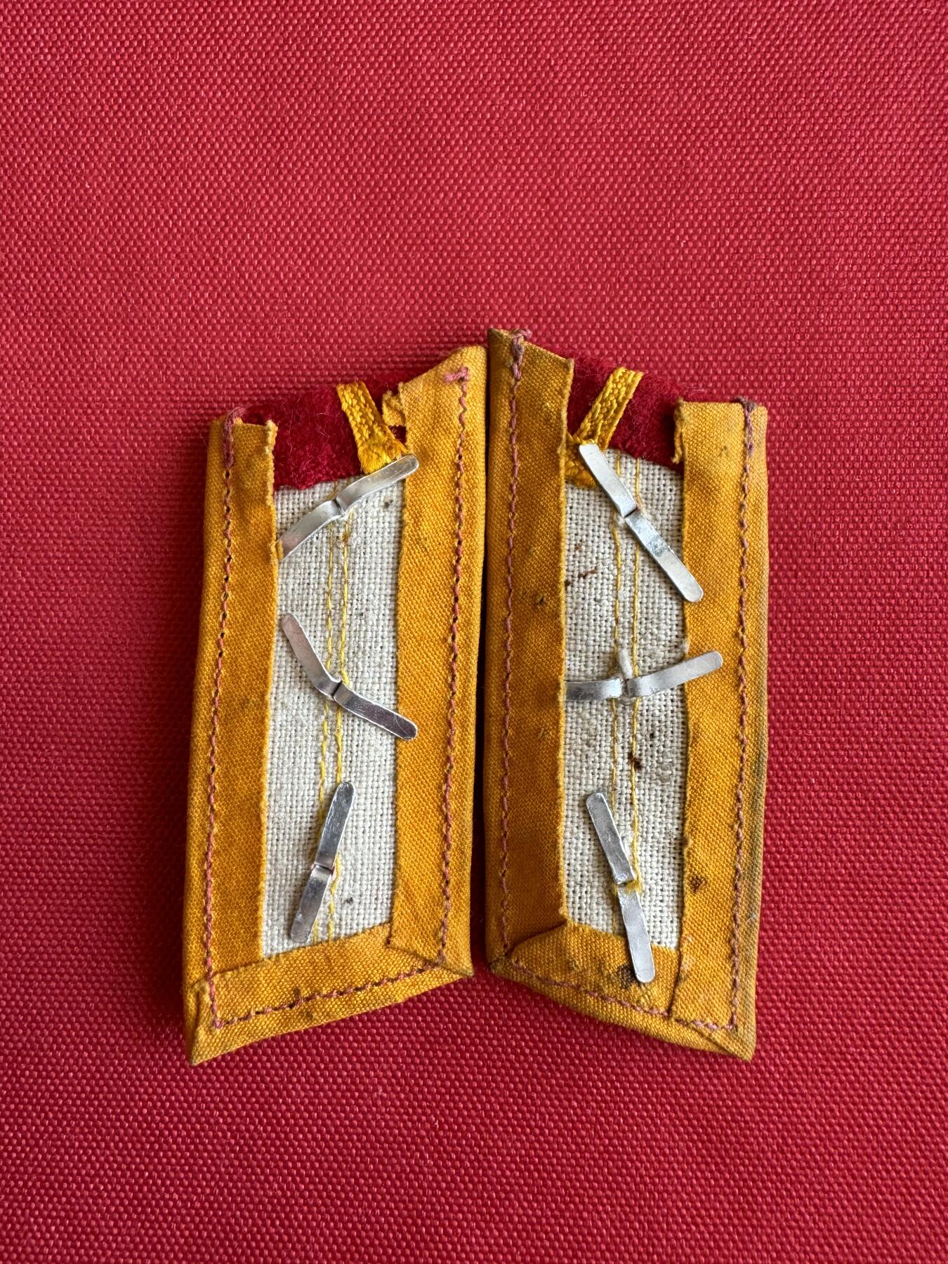 五哥徽章群   11号周六晚上八点4群联拍 领章