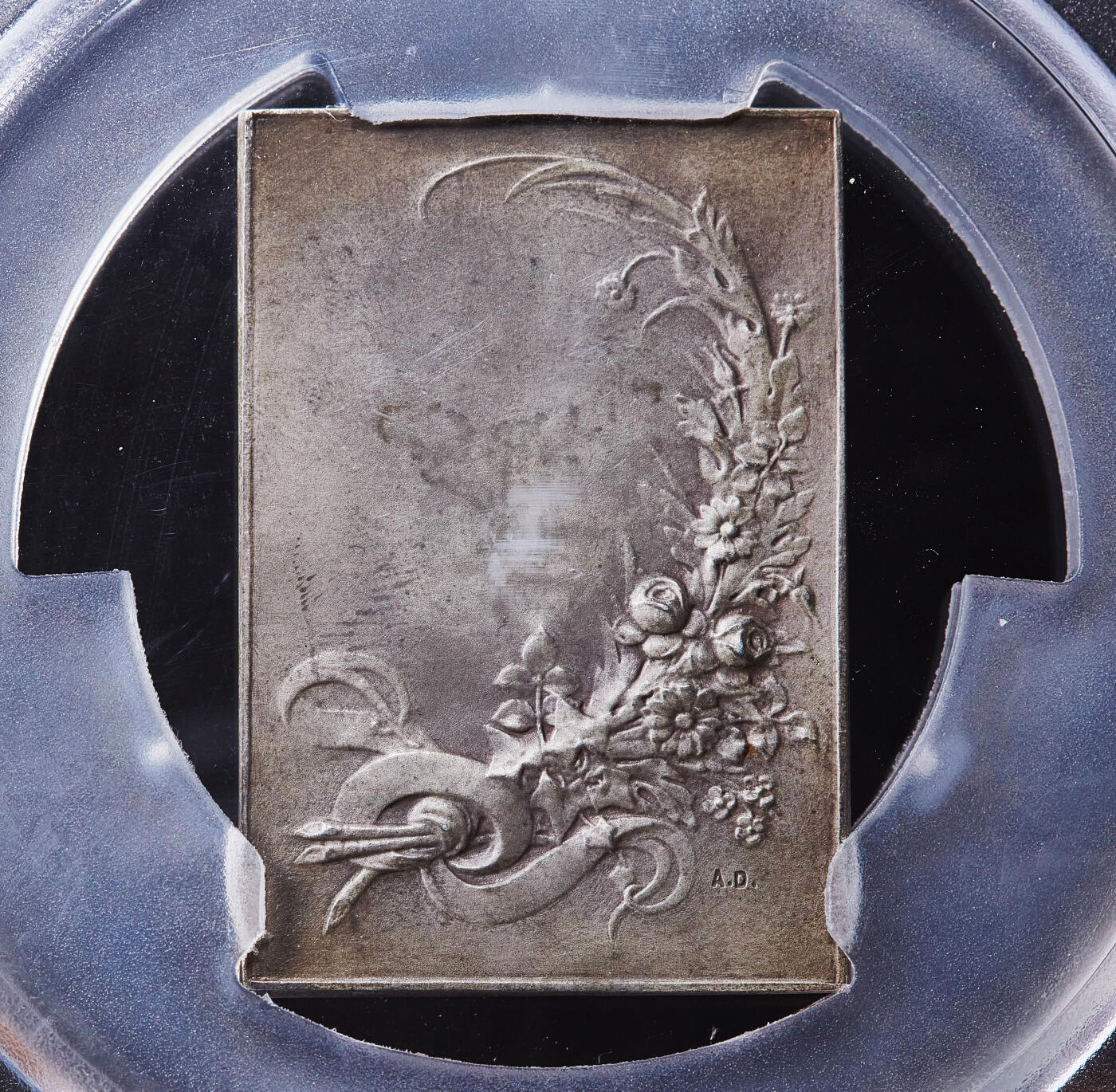 【俄甄集藏】满园春色-2026年(051)04-22星期三 晚 19:30 全场包邮 法国1903年新艺术运动时期丘比特爱神方形大银章，PCGS MS62，黄油彩包浆，设计精美，章牌大师阿道夫·杜波依斯作品，尺寸50mm×35mm，名誉品种，唯一评级记录