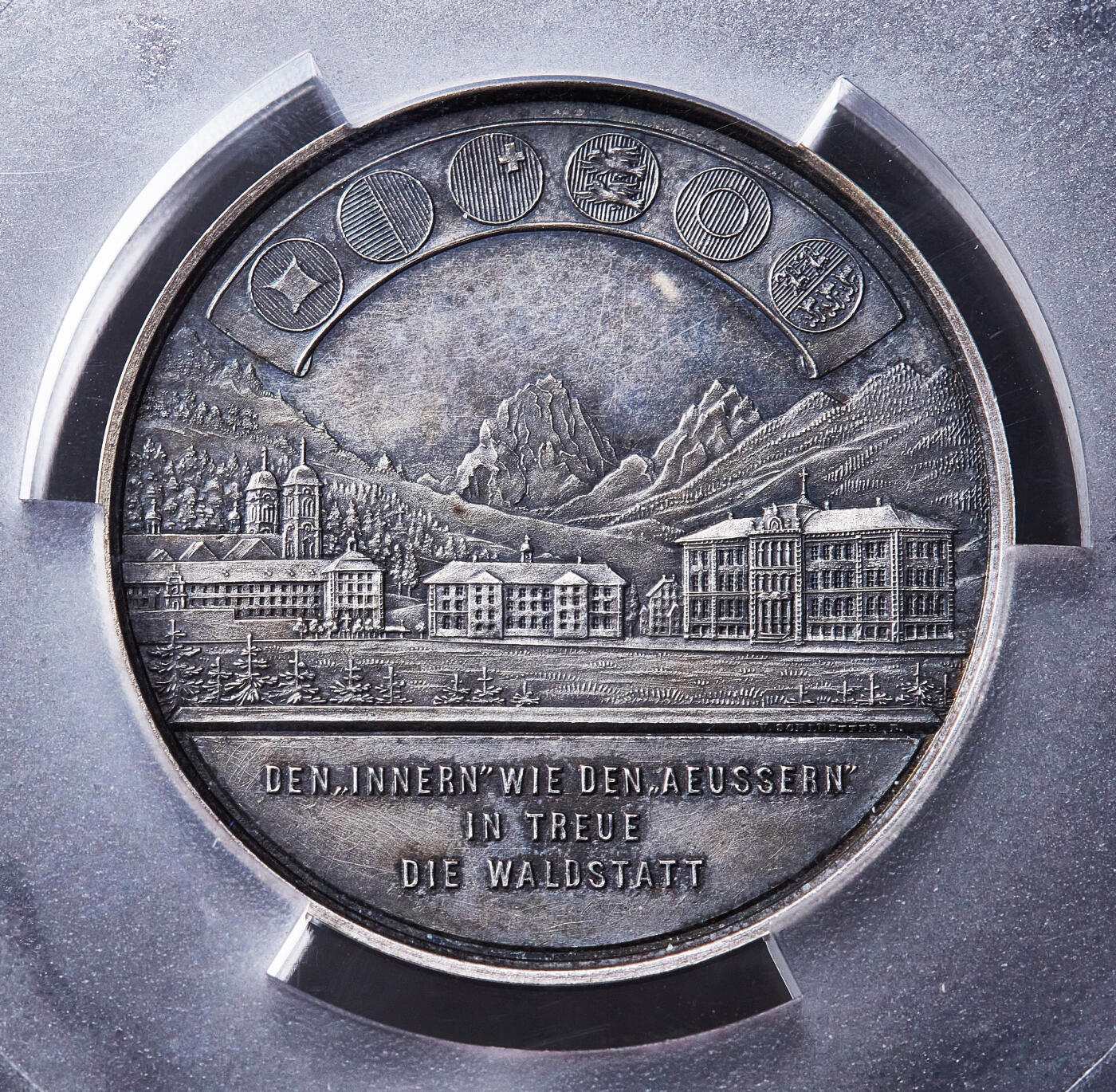 【俄甄集藏】满园春色-2026年(051)04-22星期三 晚 19:30 全场包邮 瑞士1889年纪念艾恩西德尔恩射击节大银章，PCGS SP63，酱彩老包浆，少见品种，亚军分，直径：45mm