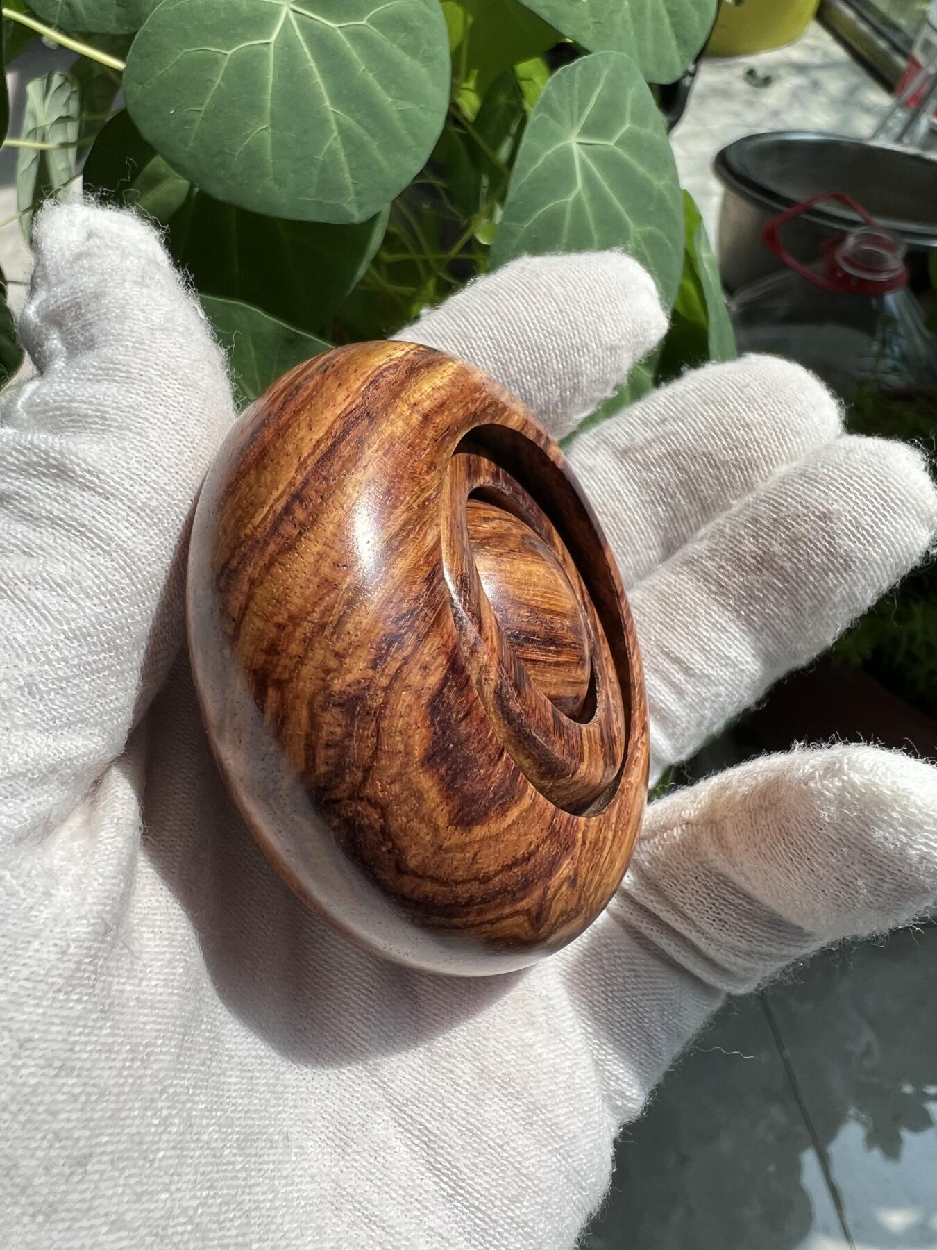 零元拍：精工海南黄花梨鬼工转运珠，一块料做出：58/22MM，内珠：28.5MM