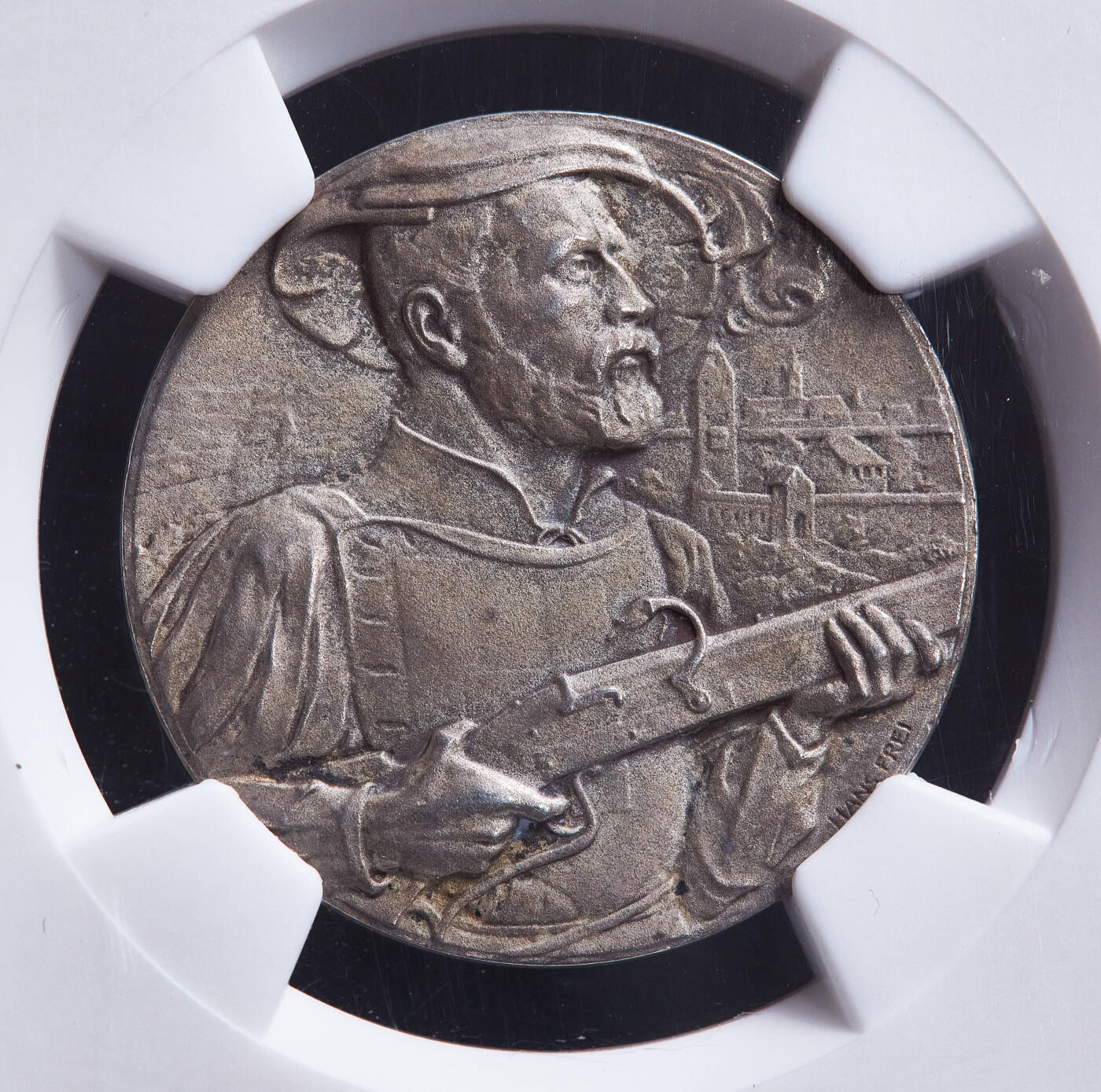 【俄甄集藏】满园春色-2026年(051)04-22星期三 晚 19:30 全场包邮 瑞士1905年纪念阿尔高-莱茵费尔登射击节银章，NGC MS64，黄油彩包浆，高浮雕，格里芬狮鹫，设计精美