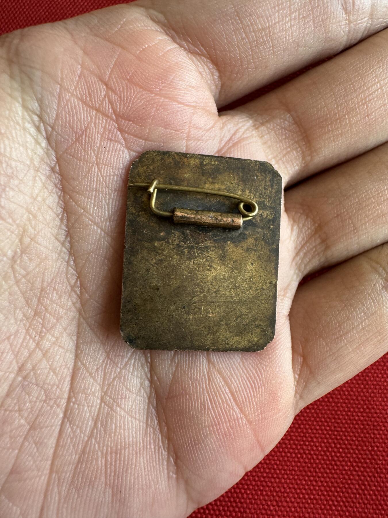 五哥徽章群   11号周六晚上八点4群联拍 国庆