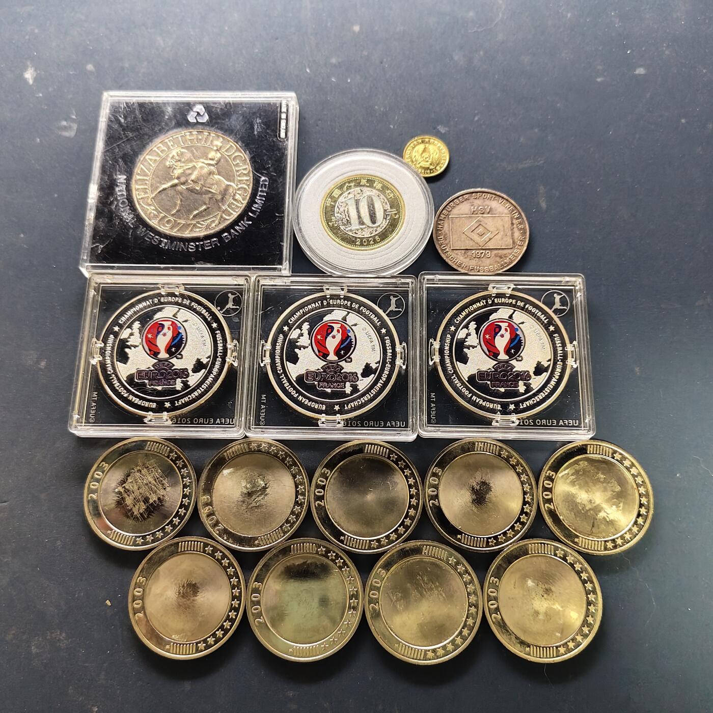 【全场包邮】纯粹捡漏拍521场 【批量】世界各国各年份纪念币章一批