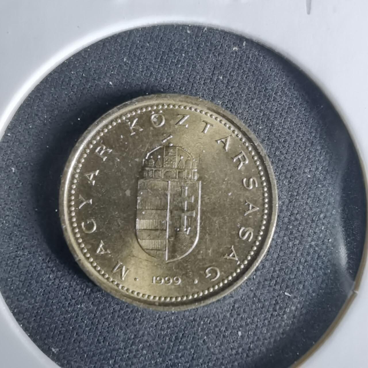 沼泽如烟--第1049场 匈牙利1999年1福林