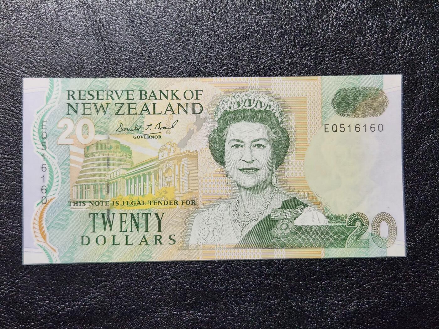 4月11号晚上8点 中外纸币自动截拍第55场 新西兰1994年20元纸币 几乎全新