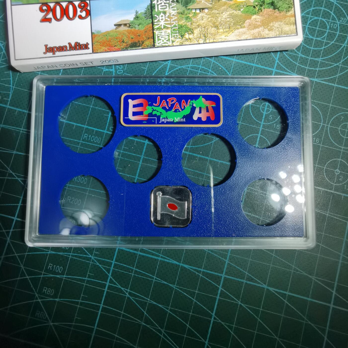 沼泽如烟--第1050场 2003年4.3克纯银章带原盒