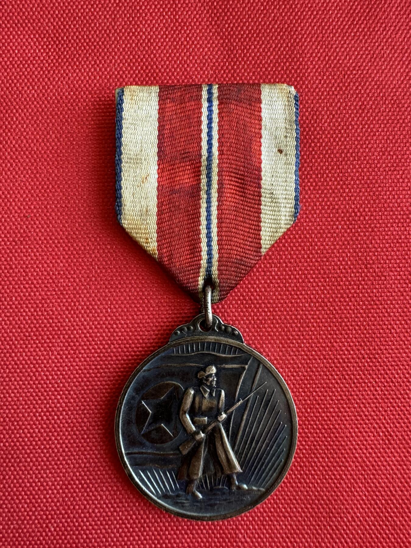 五哥徽章群   11号周六晚上八点4群联拍 银章