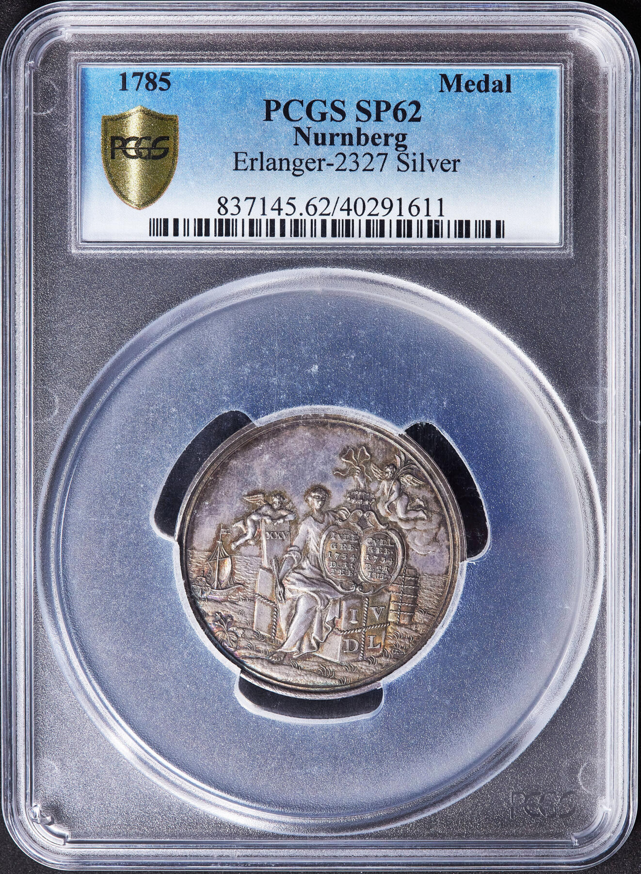 【俄甄集藏】满园春色-2026年(051)04-22星期三 晚 19:30 全场包邮 神圣罗马帝国-德国纽伦堡1785年纪念冯·德·莱恩家族银婚纪念大银章，PGCS SP62，黄油酱彩老包浆，设计精美，4杜卡特币型，唯一评级记录，稀有品种，直径：45mm