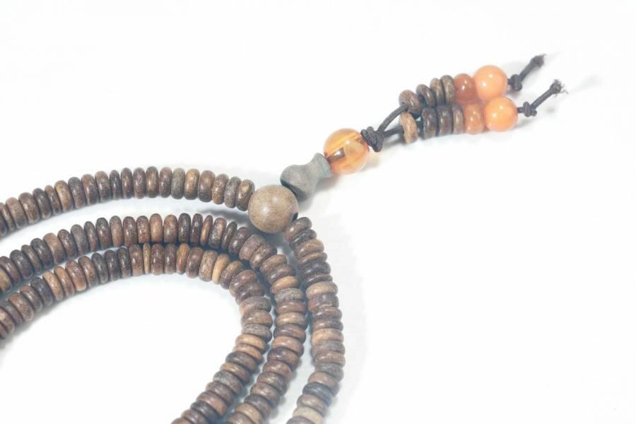 上海都达杂项专场八十一【全场包邮】  天然绿檀木多圈片珠手串63-317