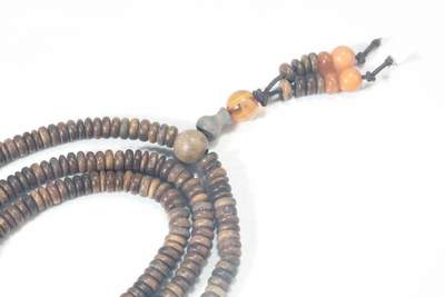 上海都达杂项专场102【全场包邮】  天然绿檀木多圈片珠手串63-317