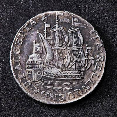 【俄甄集藏】满园春色-2026年(051)04-22星期三 晚 19:30 全场包邮 - 荷兰1663年泽兰省6斯图弗“帆船先令”银币，酱彩包浆，细节尚佳，直径：24mm，重量：5.3克，经典品种