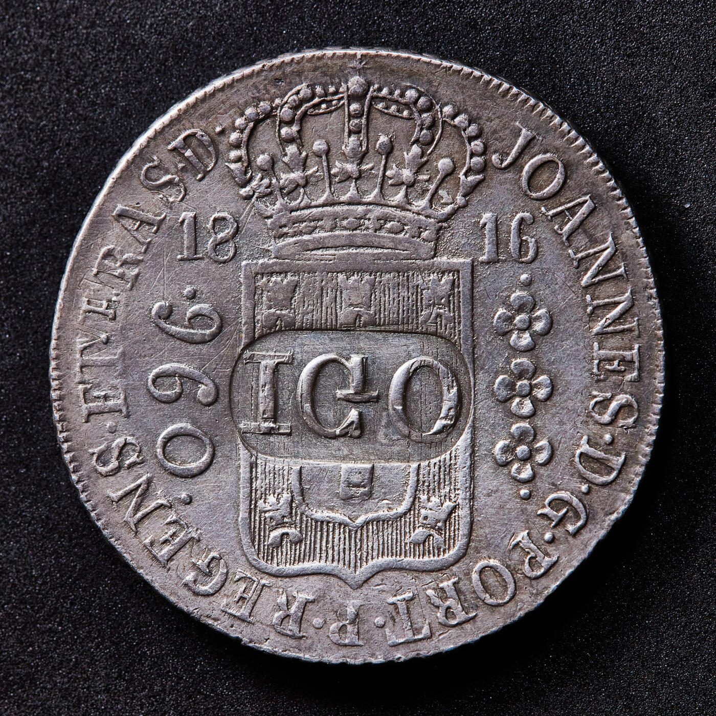 【俄甄集藏】满园春色-2026年(051)04-22星期三 晚 19:30 全场包邮 巴西1937-1955年政变时期戈亚斯州加盖1816年R版960瑞斯大银币，稀少品种