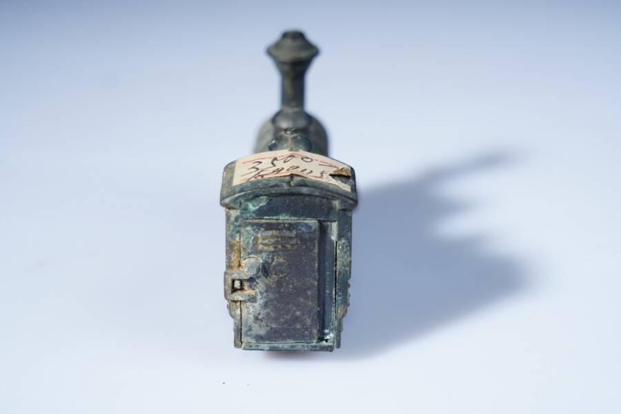 上海都达杂项专场八十一【全场包邮】  合金蒸汽火车头造型卷笔刀摆件65-340