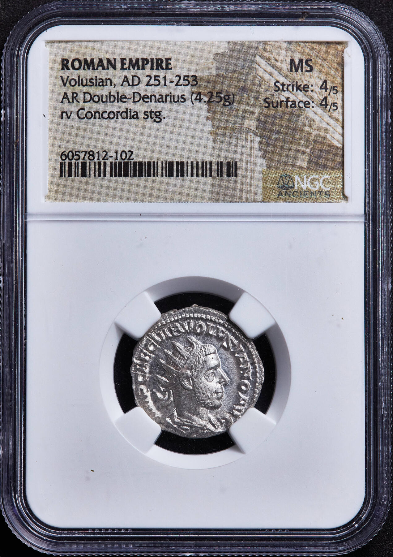 【俄甄集藏】满园春色-2026年(051)04-22星期三 晚 19:30 全场包邮 古罗马帝国公元251-252年沃鲁西安努斯公帝时期双第纳尔谐女神银币，NGC MS(Str 4/5, Sur 4/5)，,罗马造币厂打制，正面沃鲁西安努斯芒冠胸像，币文为“最高统帅，凯撒·沃鲁西安努斯·奥古斯都“；背面和谐女神手持祭盘和丰饶角，币文为“奥古斯都们的和谐”，少见MS美品，原光品相