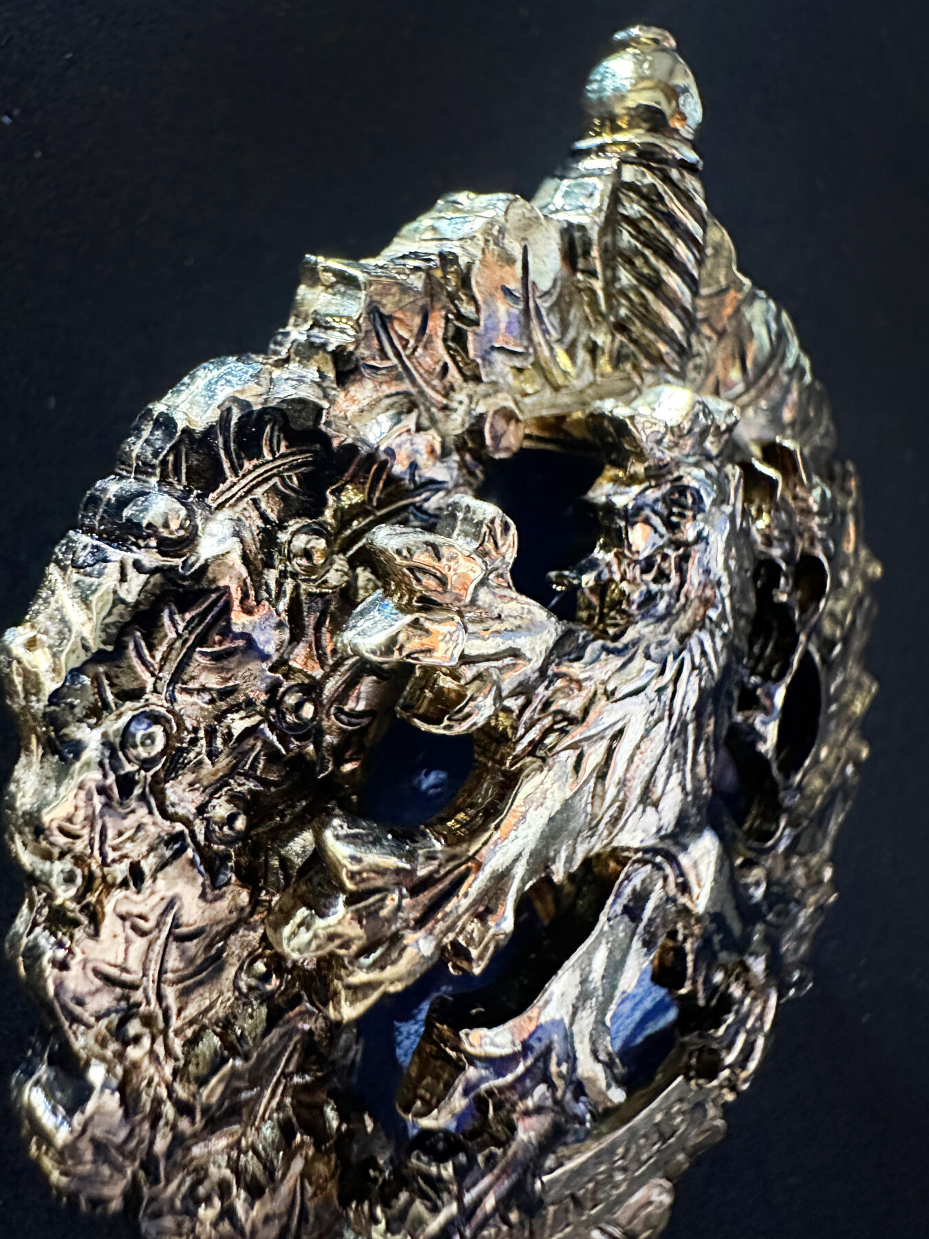 【俄甄集藏】满园春色-2026年(051)04-22星期三 晚 19:30 全场包邮 捷克军队总参谋部军官胸章，高：65mm，宽：48mm，重量：51.8克