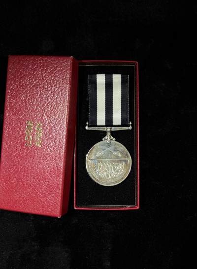 戎马世界章牌大赏第115期 苏丹军队长期杰出服役奖章，英国代工，银制