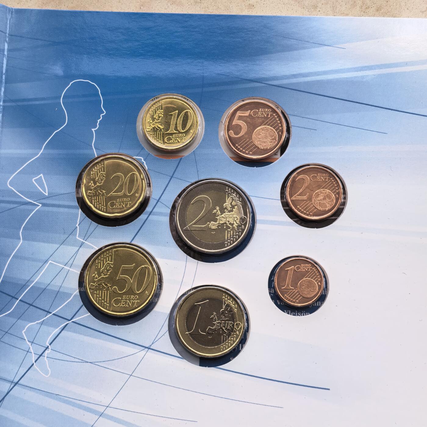 道一币馆币章第一百七十四场 原包装 芬兰2013年飞人帕沃·鲁米逝世40周年纪念版欧元套币八枚