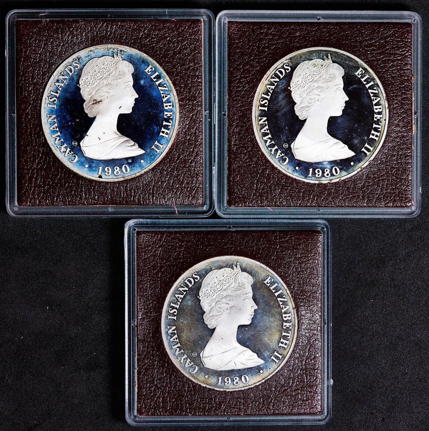 【俄甄集藏】满园春色-2026年(051)04-22星期三 晚 19:30 全场包邮 英属开曼群岛1980年英国历史君主系列精制大银币9枚套，单枚重35.64克，500银，发行量12000枚，含纯银160.38克