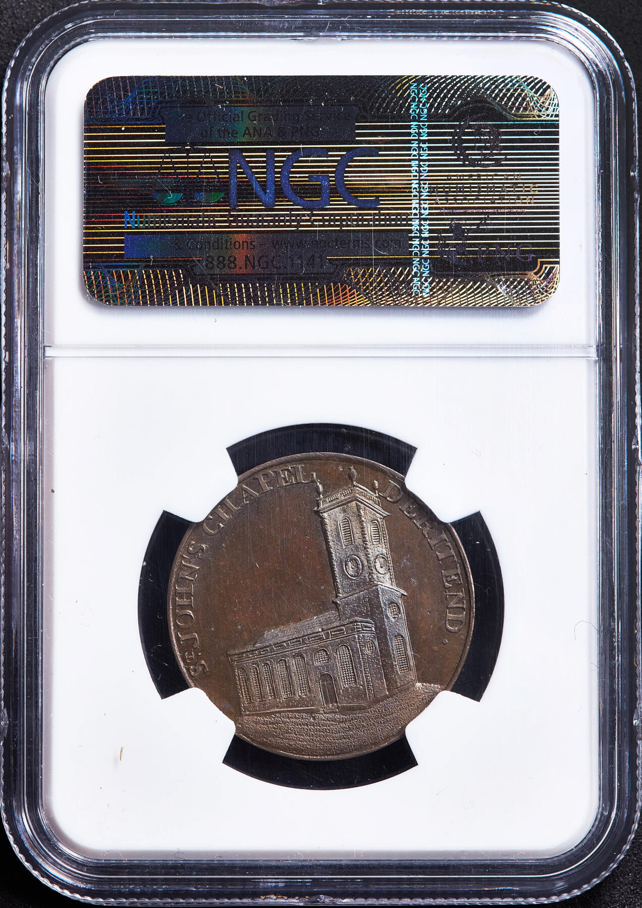 【俄甄集藏】满园春色-2026年(051)04-22星期三 晚 19:30 全场包邮 英国1790年代沃里克郡伯明翰纽扣制造商彼得·肯普森1/2便士圣约翰礼拜堂商业代用铜币，NGC MS64，巧克力包浆，类精制底板，原光品相，设计精美，币完好，划痕是外盒上