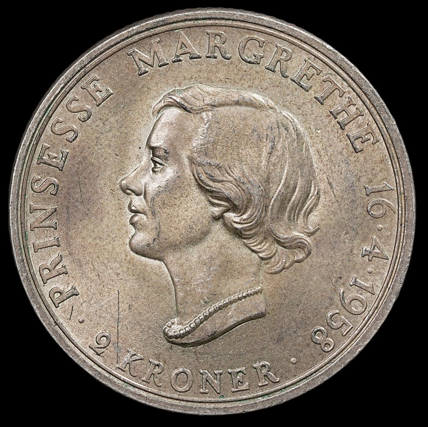 修遠堂世界钱币第111期 1958年丹麦玛格丽特公主18周岁纪念2克朗银币 15g，含银80%