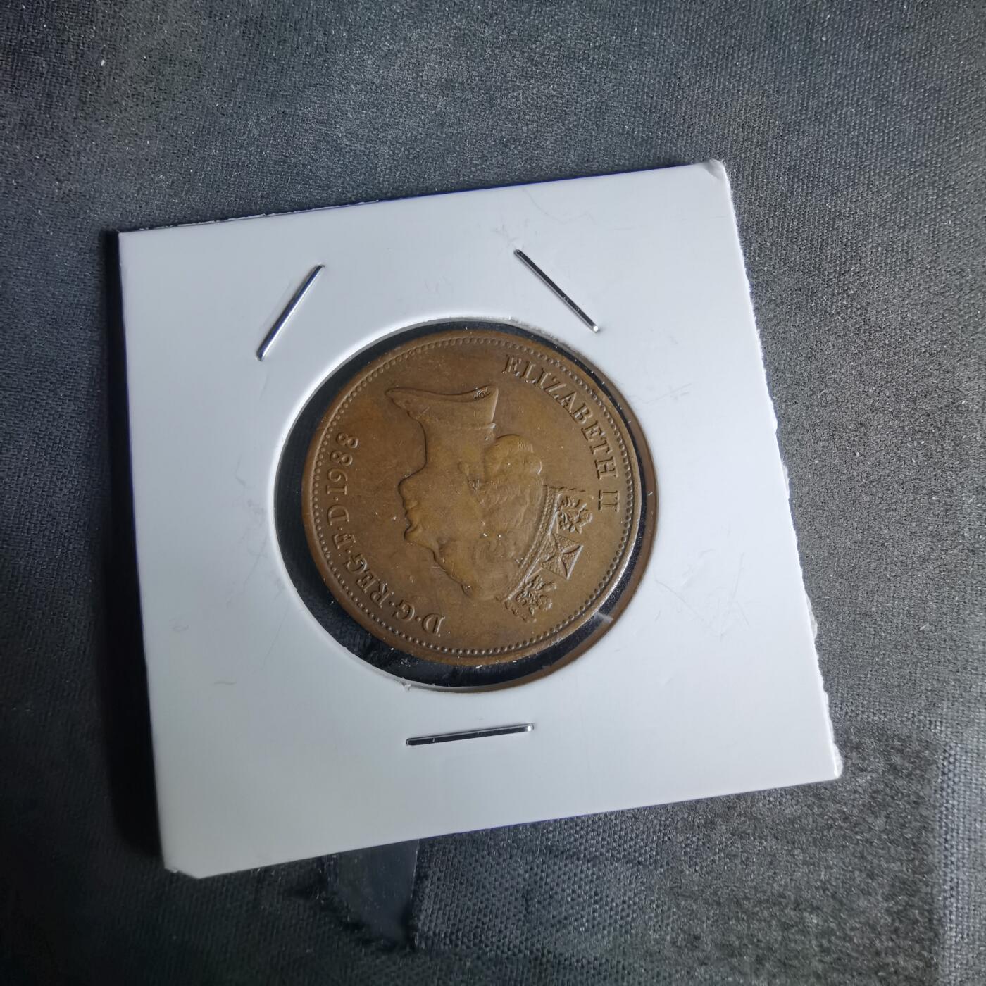 沼泽如烟--第1052场 英国1988年2便士