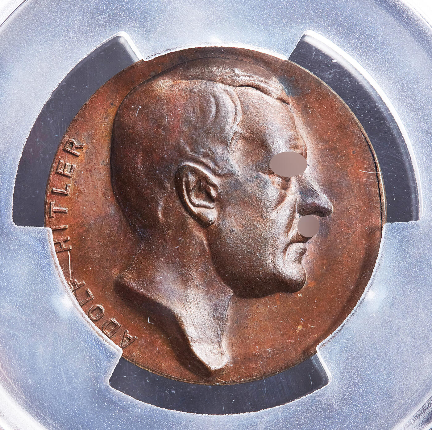 【俄甄集藏】满园春色-2026年(051)04-22星期三 晚 19:30 全场包邮 德国第三帝国1933-1945年纪念总理单面铜质样章，PCGS SP63，高浮雕，巧克力包浆，稀少品种，唯一亚军分，直径：50mm，原图联系客服或官网查询