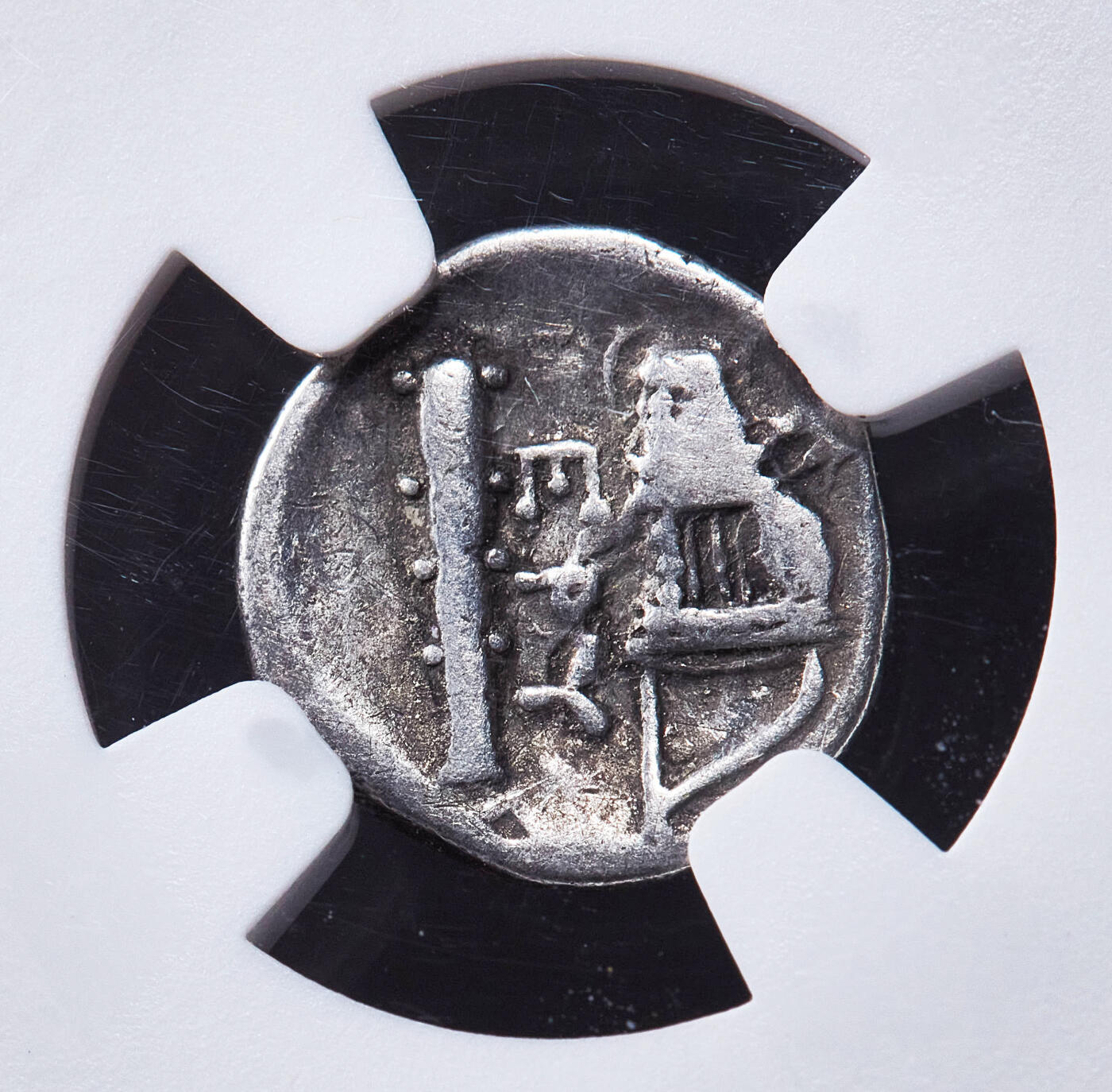 【俄甄集藏】满园春色-2026年(051)04-22星期三 晚 19:30 全场包邮 古希腊爱奥尼亚埃里特莱城公元前330-300年大力神半德拉克马银币，NGC ChF，正面大力神赫拉克勒斯头像向左，头戴狮皮头饰；背面铭文