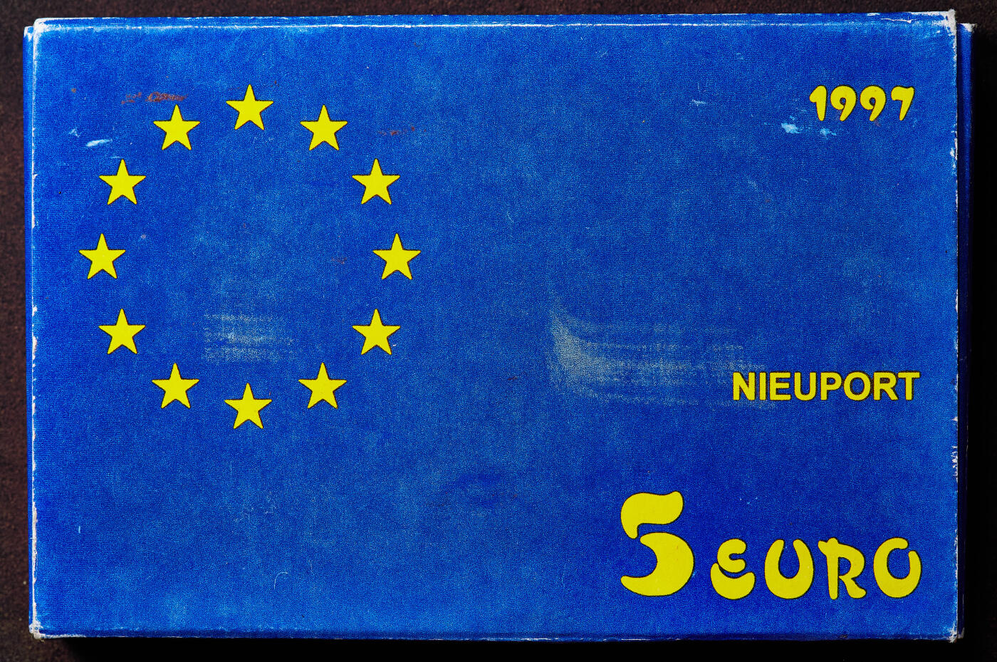 【俄甄集藏】满园春色-2026年(051)04-22星期三 晚 19:30 全场包邮 西班牙1997年航空史系列-纽波特与布雷盖双翼战斗机5欧元精制大银币，原木盒精装，带证书，重33.62克，925银，发行量50000枚，属于欧元流通前的预发行品种