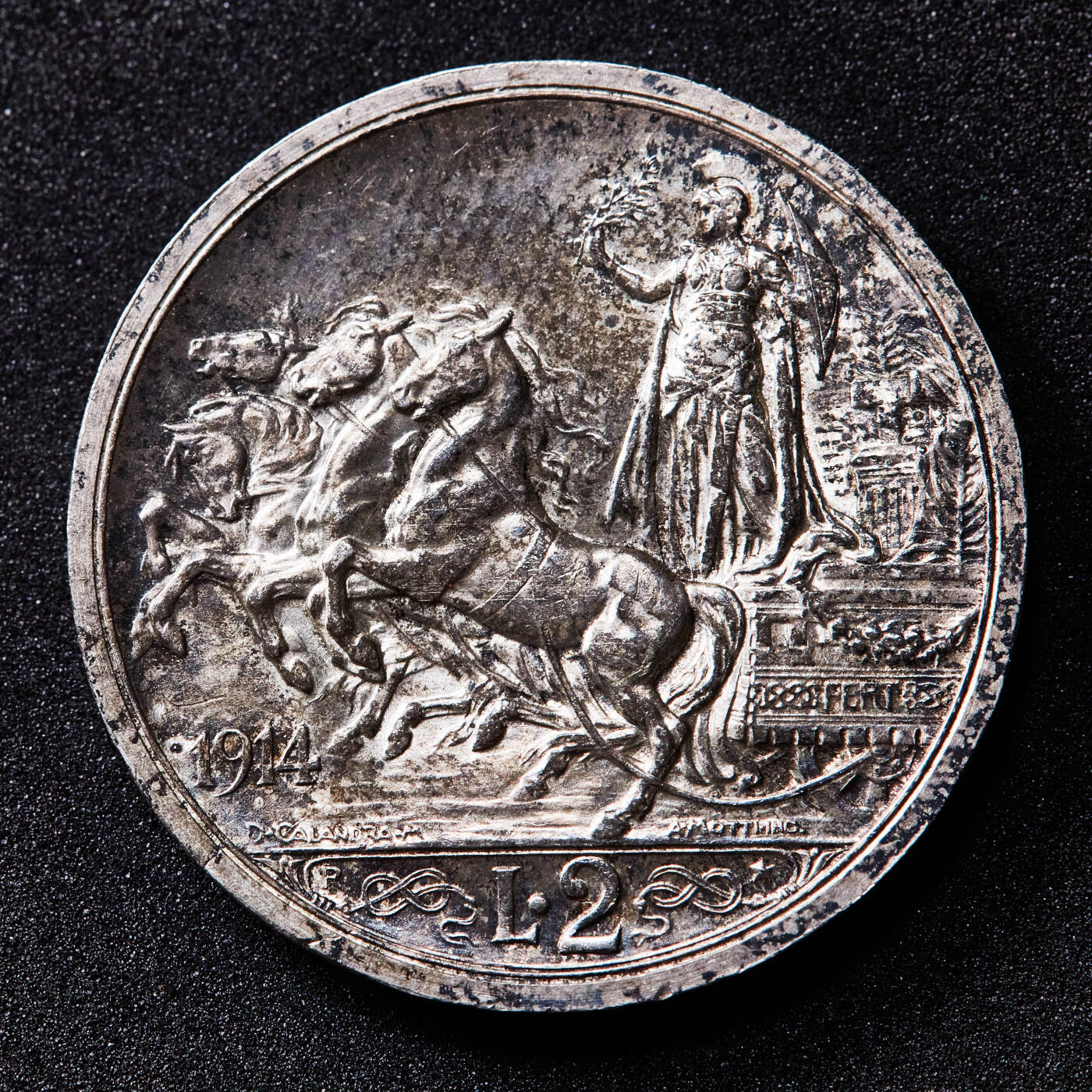 【俄甄集藏】满园春色-2026年(051)04-22星期三 晚 19:30 全场包邮 意大利王国1914-1921年1分、2分铜币，20分镍币，2里拉银币4枚一组，品相尚佳