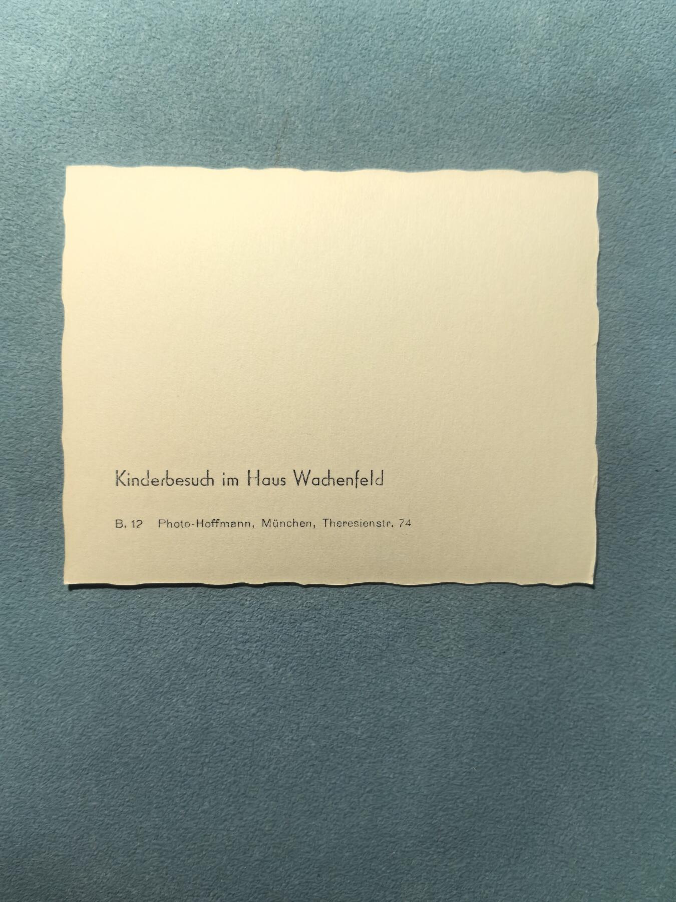 盛世勋华——号角文化勋章邮票专场拍卖第314期 德国（1939）官方摄影师海因里希·霍夫曼照片 瓦亨费尔德别墅的孩童探访