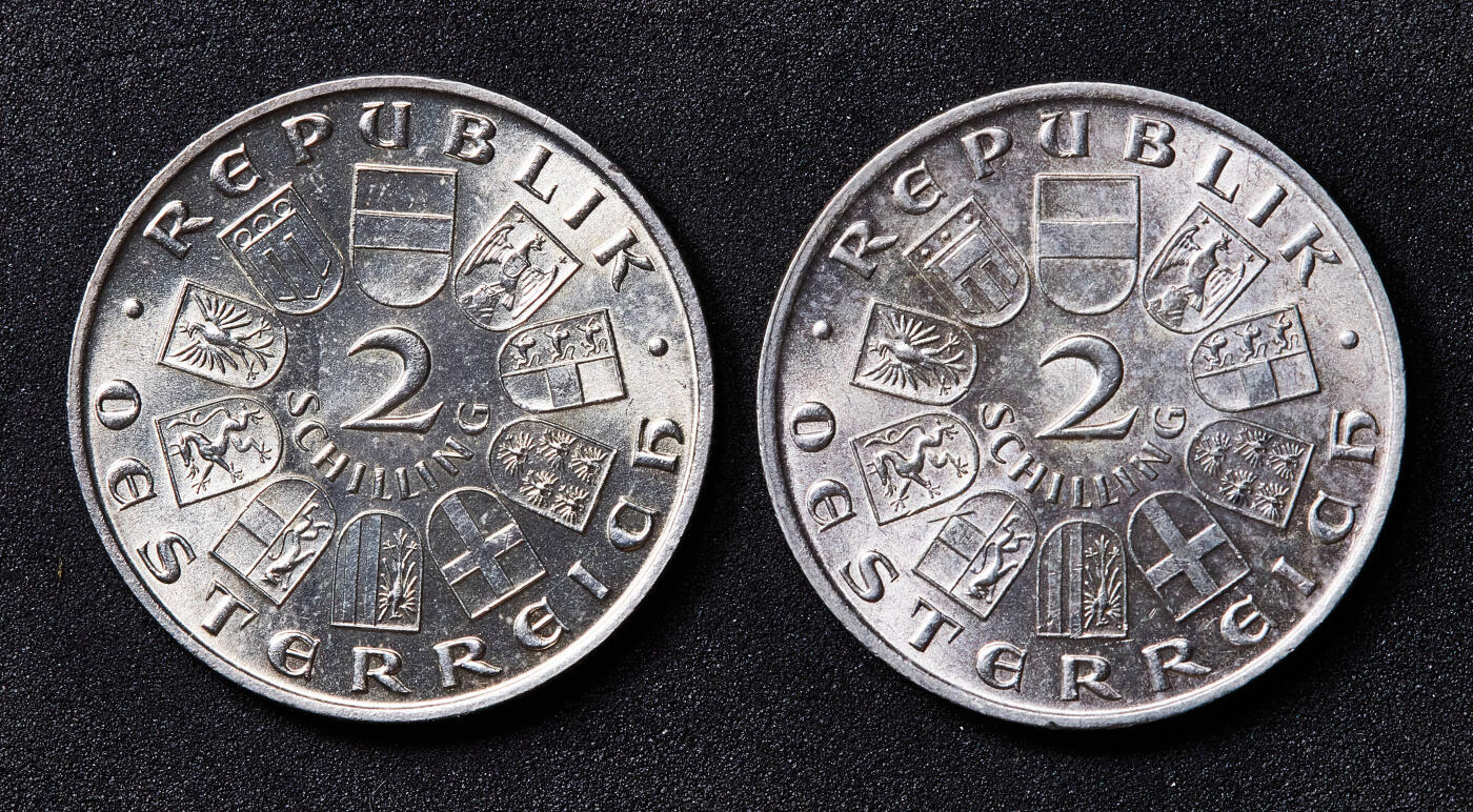 【俄甄集藏】满园春色-2026年(051)04-22星期三 晚 19:30 全场包邮 奥地利1928年纪念作曲家弗朗茨·舒伯特逝世百年、1931年纪念沃尔夫冈·莫扎特诞辰175周年2先令银币2枚一组，重量均为12克，640银，原光品相