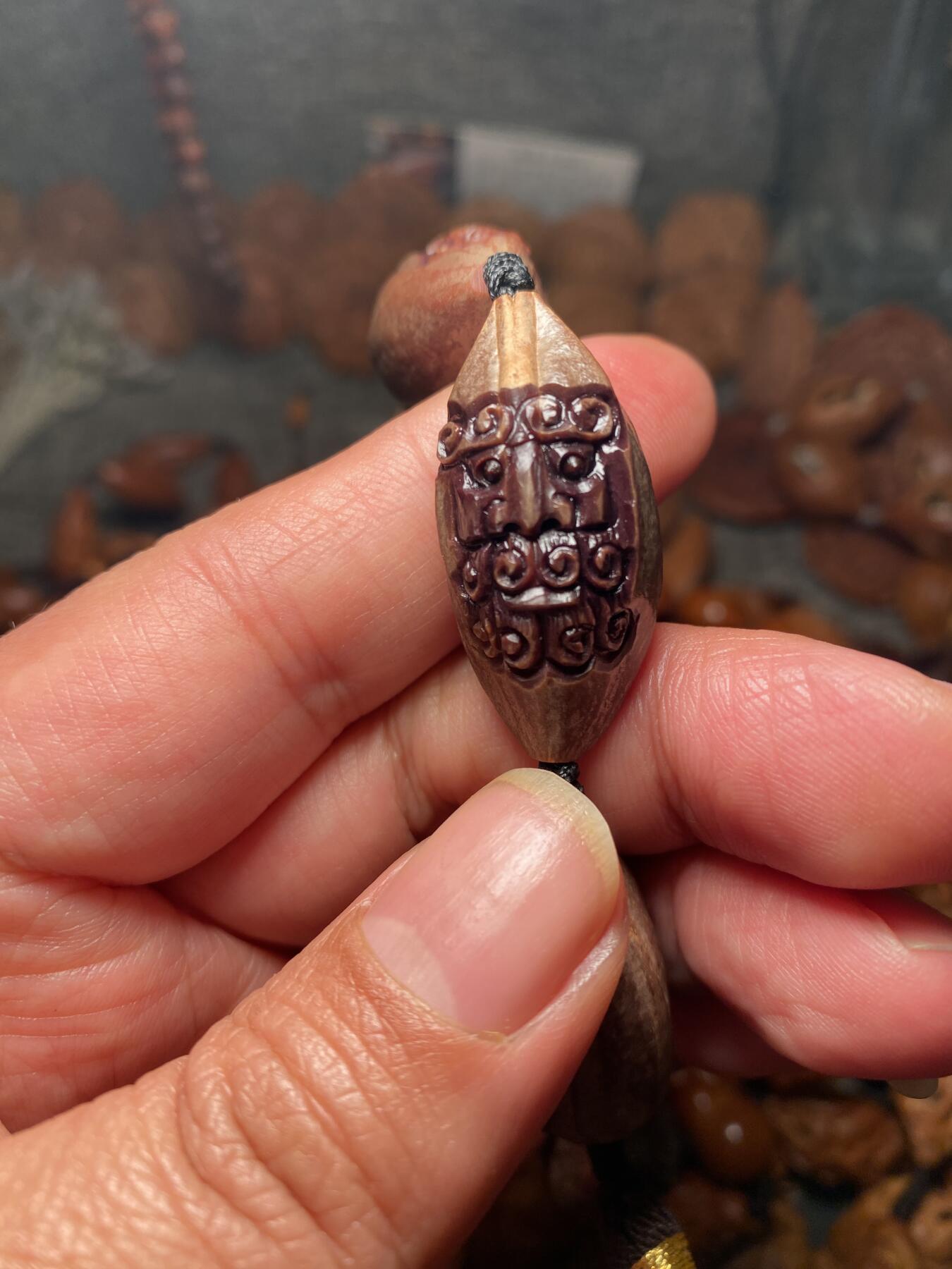 捡漏苏州非物质文化遗产，核雕艺术老苏工 福利苏工核雕纯手工老手艺，老派7星罗汉，雕工深峻，个性十足，等待有缘人，尺寸1。68x3。58喜欢的来