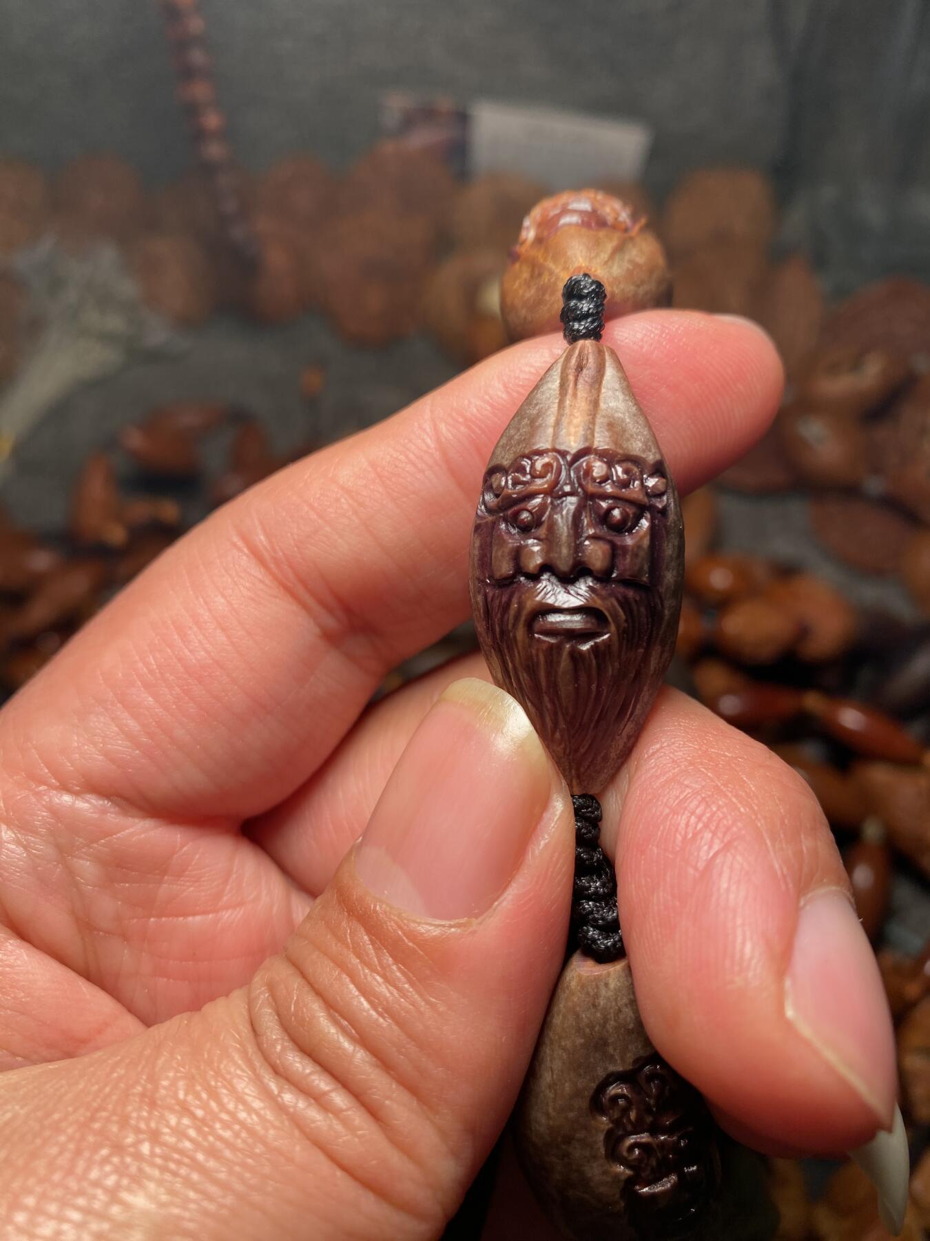 捡漏苏州非物质文化遗产，核雕艺术老苏工 福利苏工核雕纯手工老手艺，老派7星罗汉，雕工深峻，个性十足，等待有缘人，尺寸1。68x3。58喜欢的来