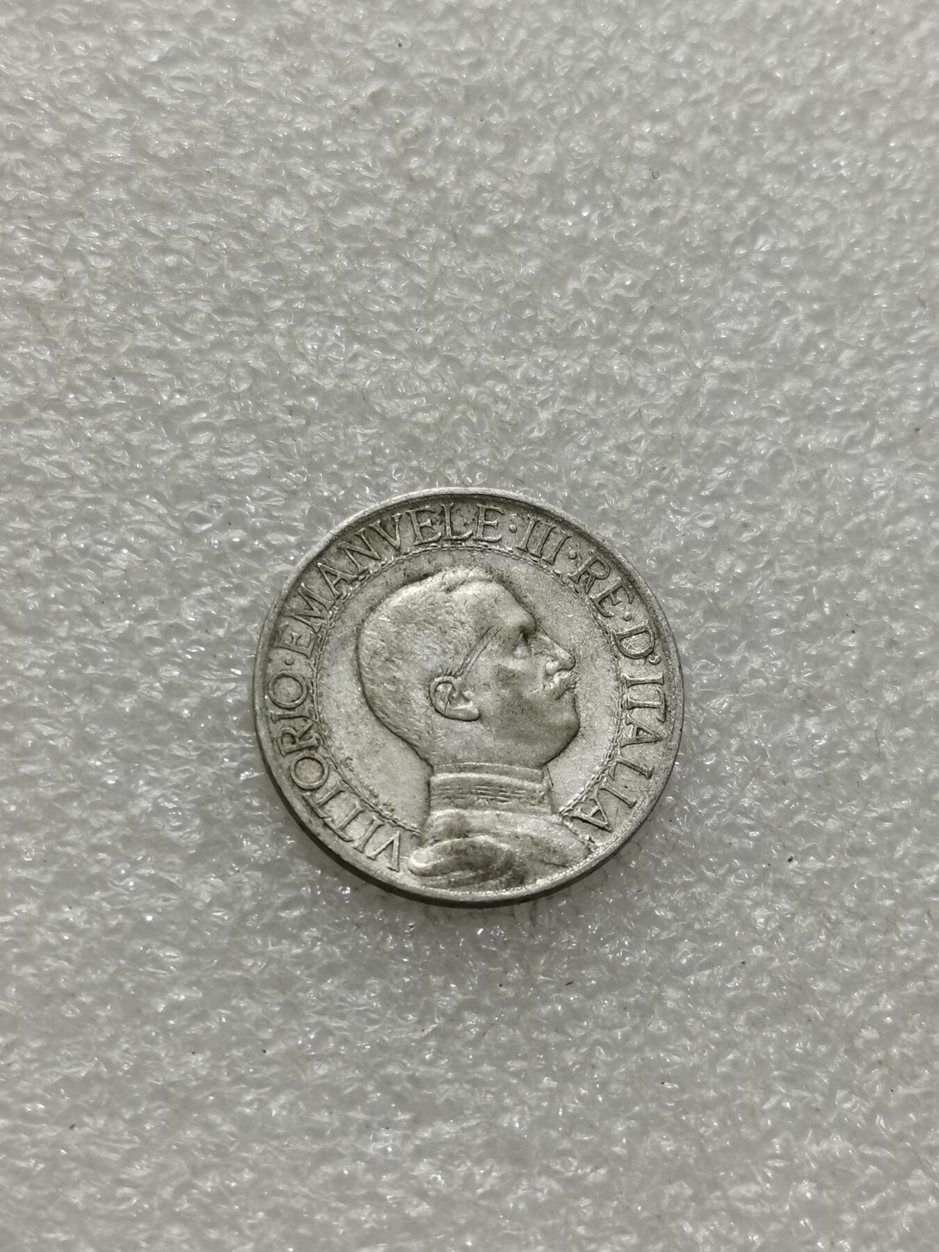 天下钱庄专场欢迎参拍 意大利胜利马车1里拉银币