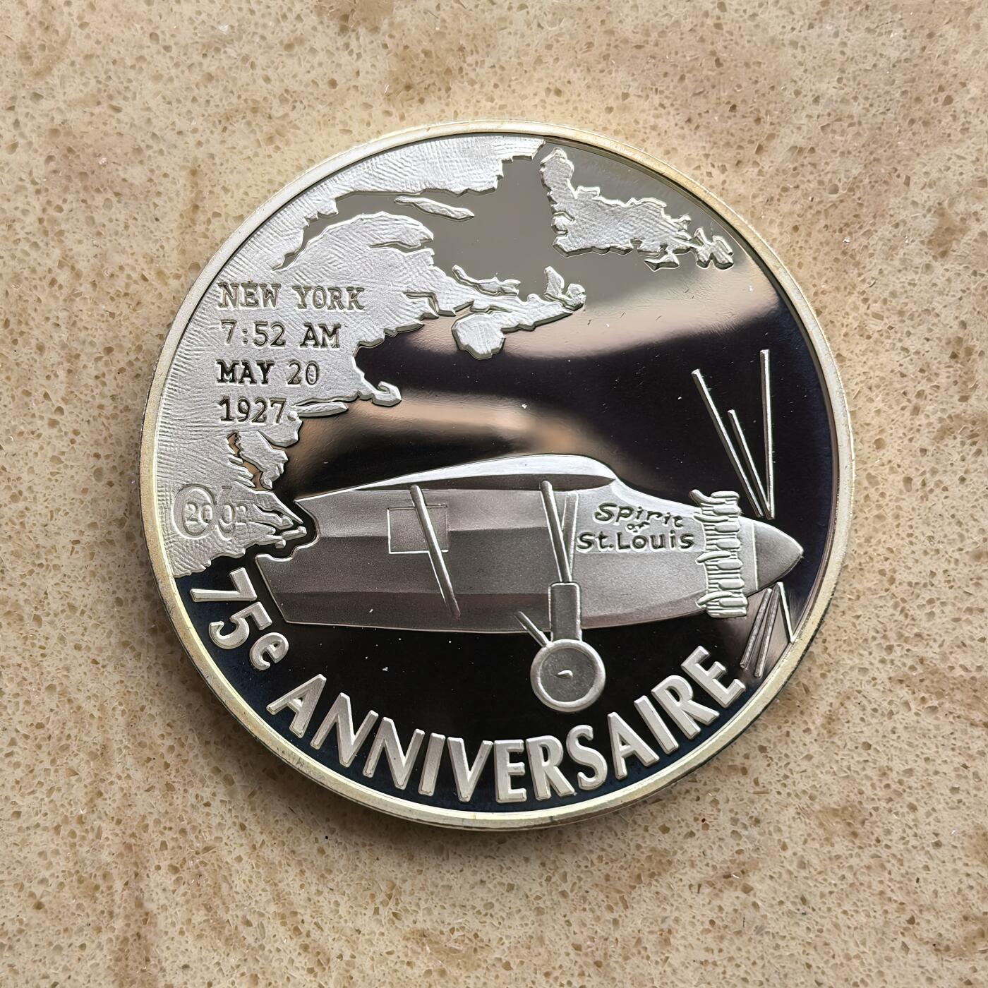 道一币馆币章第一百七十四场 原盒证 法国2002年林德伯格首次独自驾驶圣路易斯精神号飞越大西洋75周年1.5欧元精制银币