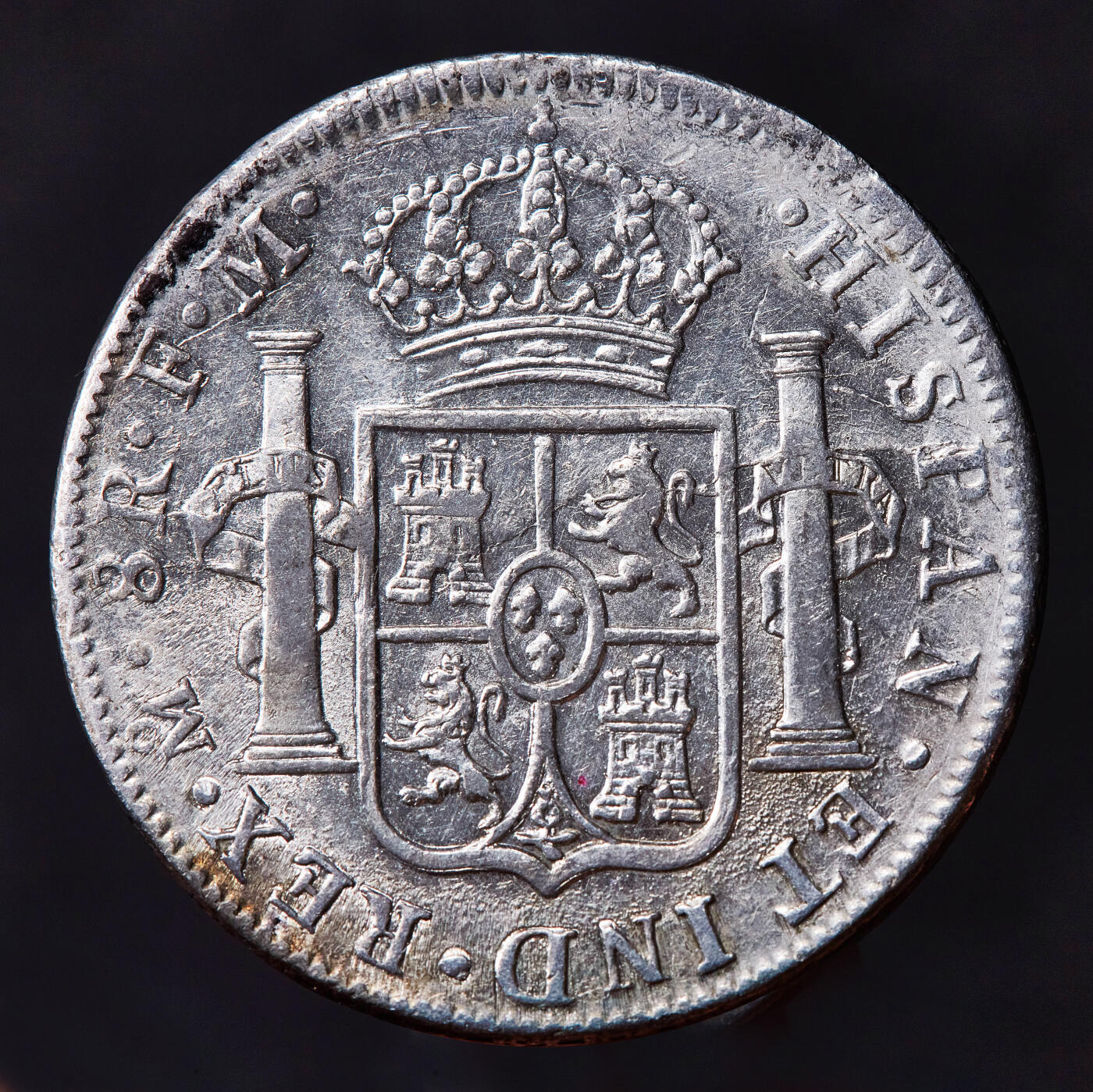 【俄甄集藏】满园春色-2026年(051)04-22星期三 晚 19:30 全场包邮 西属墨西哥1796年卡洛斯四世Mo FM版8里亚尔双柱大银币，打制周正，细节犀利，底光犹存