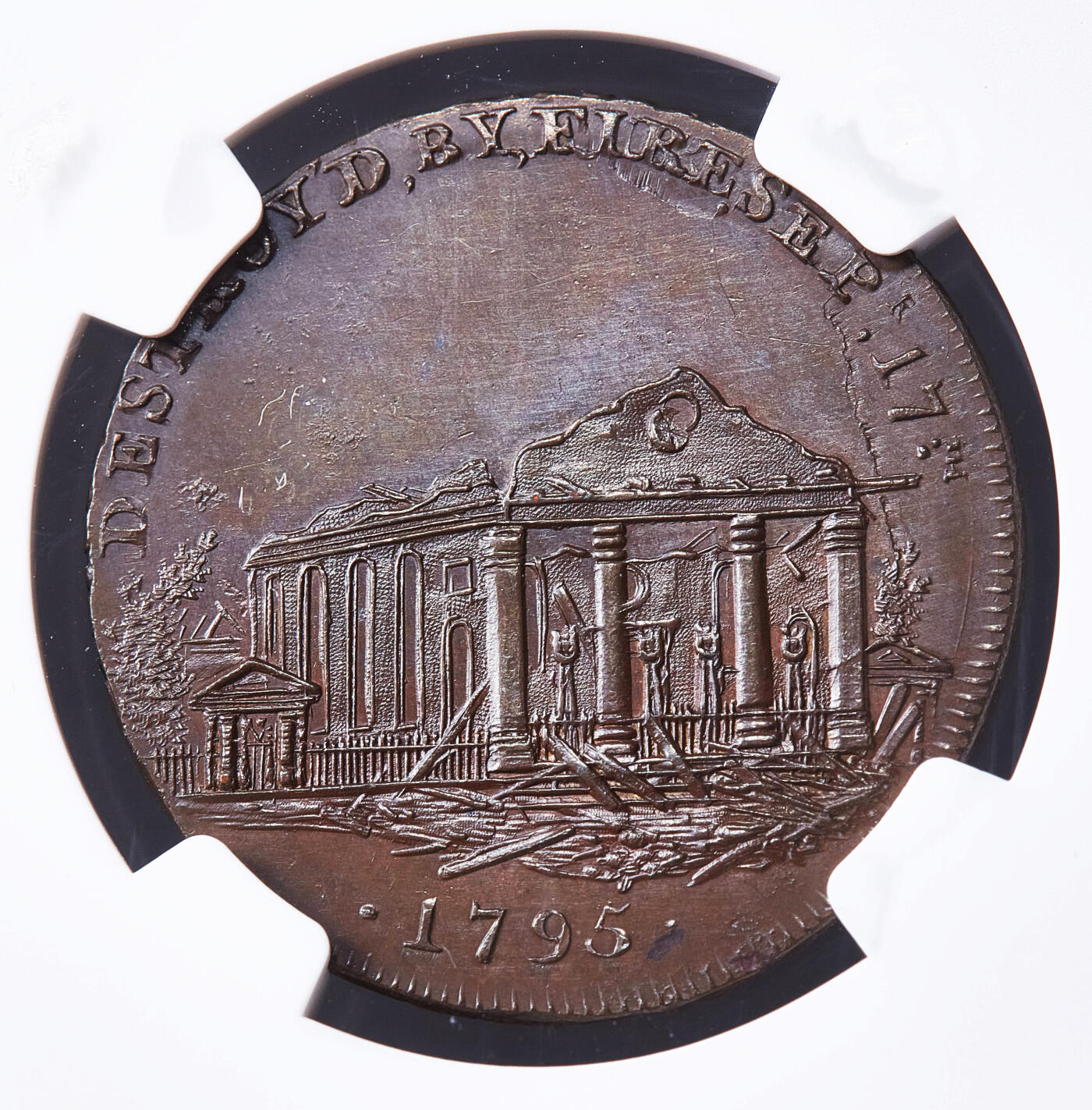 【俄甄集藏】满园春色-2026年(051)04-22星期三 晚 19:30 全场包邮 英国1795年沃里克郡伯明翰瓷器商人威廉·哈伦1/2便士敦科文特花园圣保罗教堂火灾代用铜币，NGC MS63，巧克力包浆，高浮雕，原光品相，季军