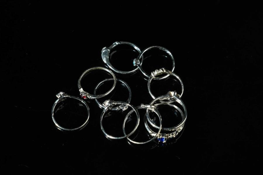 上海都达杂项专场八十一【全场包邮】  镀银皓石戒指 10枚65-322