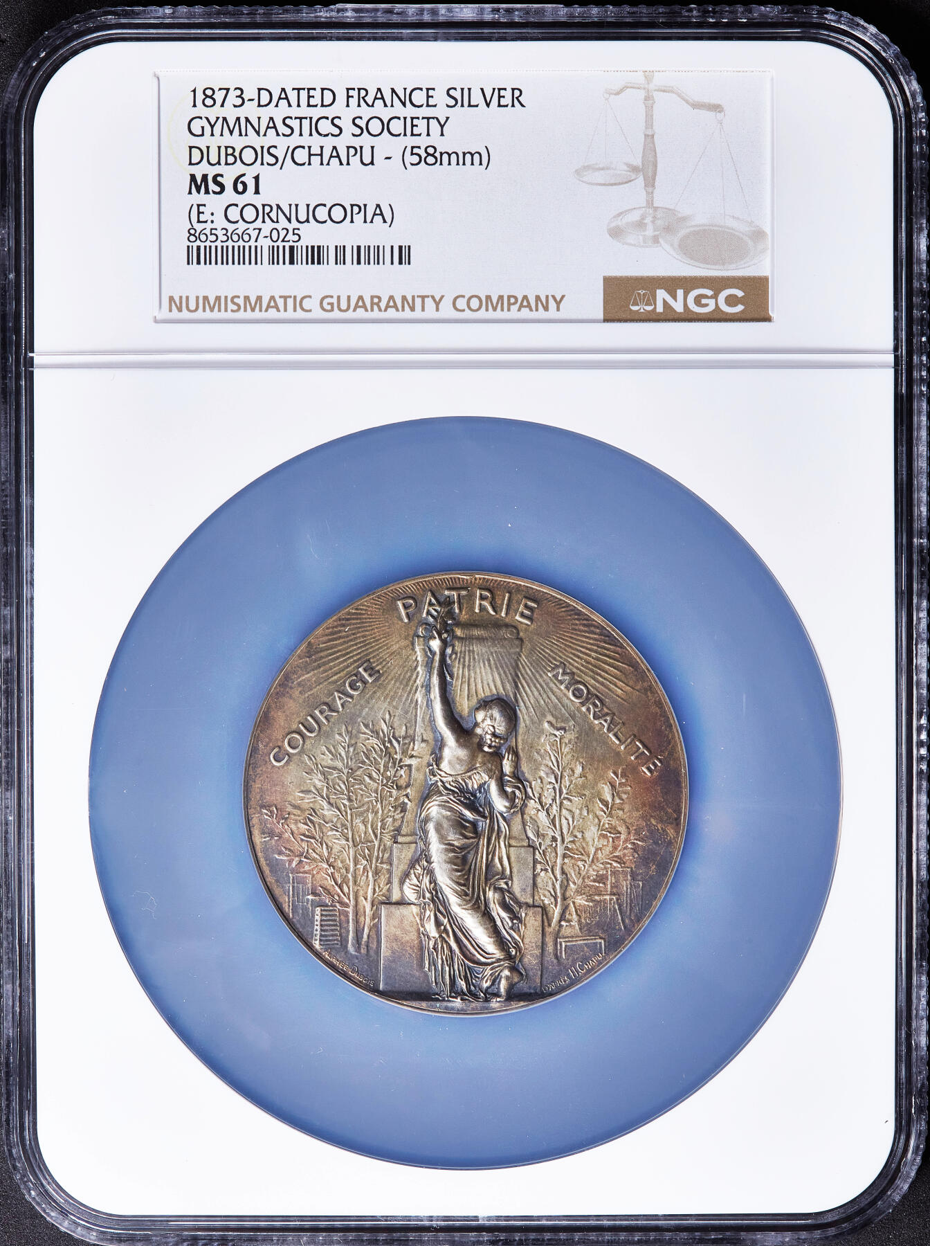 【俄甄集藏】满园春色-2026年(051)04-22星期三 晚 19:30 全场包邮 法国1873年玛丽安娜全身像体操联盟镀金大银章，NGC MS61，高浮雕，五彩包浆，著名雕刻师亨利·沙普作品，直径：58mm，丰饶角铭，稀少品种