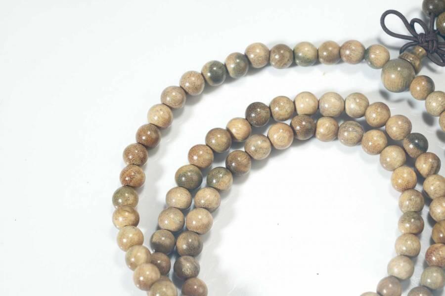 上海都达杂项专场八十一【全场包邮】  天然绿檀木0.6多圈圆珠手串63-316