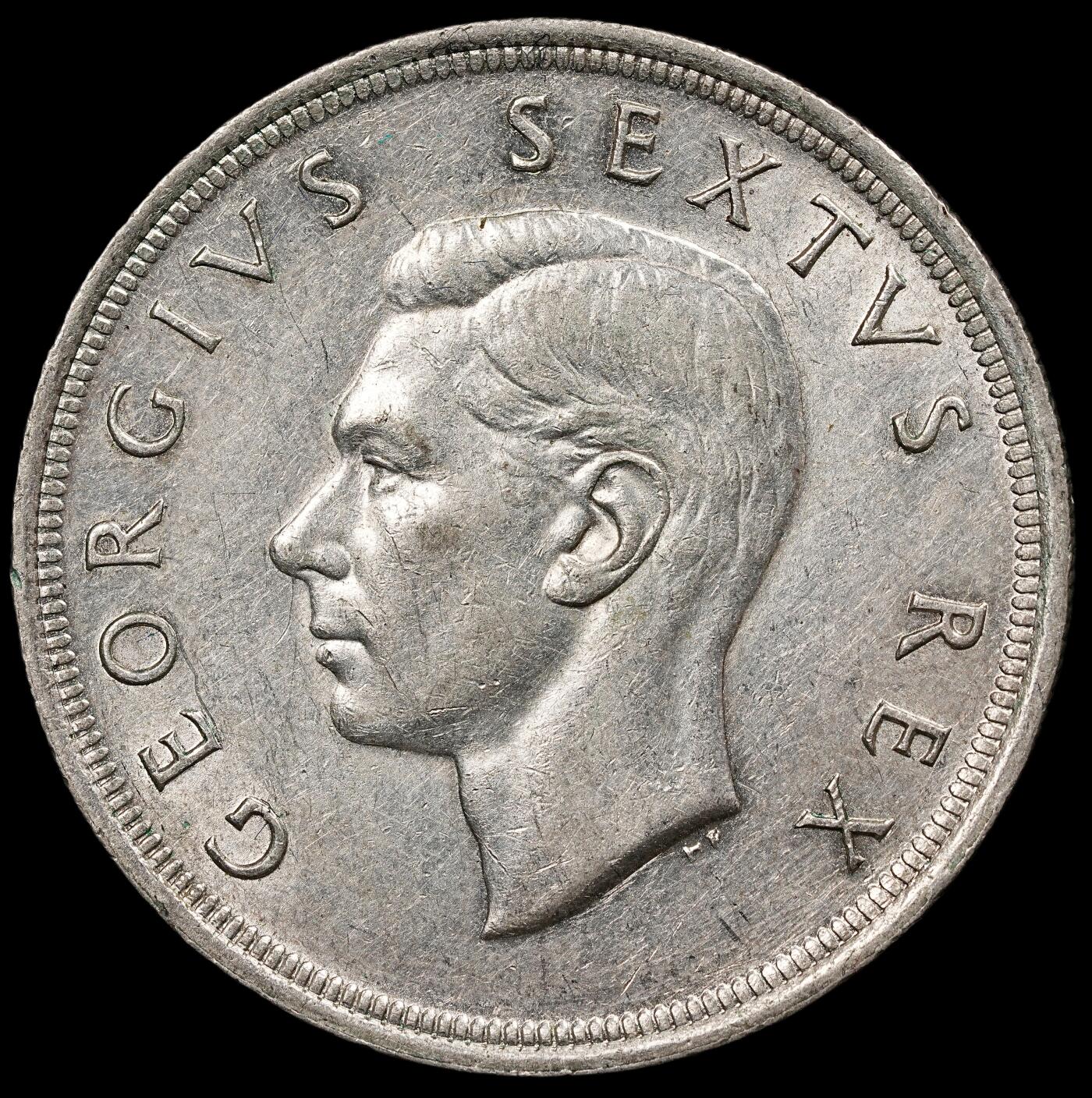 修遠堂世界钱币第111期 1952年南非-开普敦发现300周年5先令大银币 28.29g，50%银