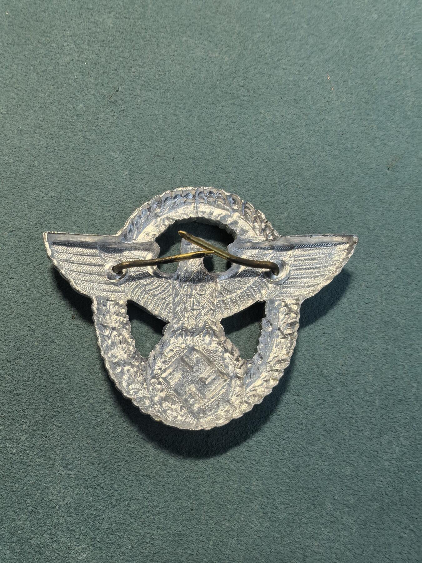 盛世勋华——号角文化勋章邮票专场拍卖第314期 德国（1939）警察帽徽 带厂标