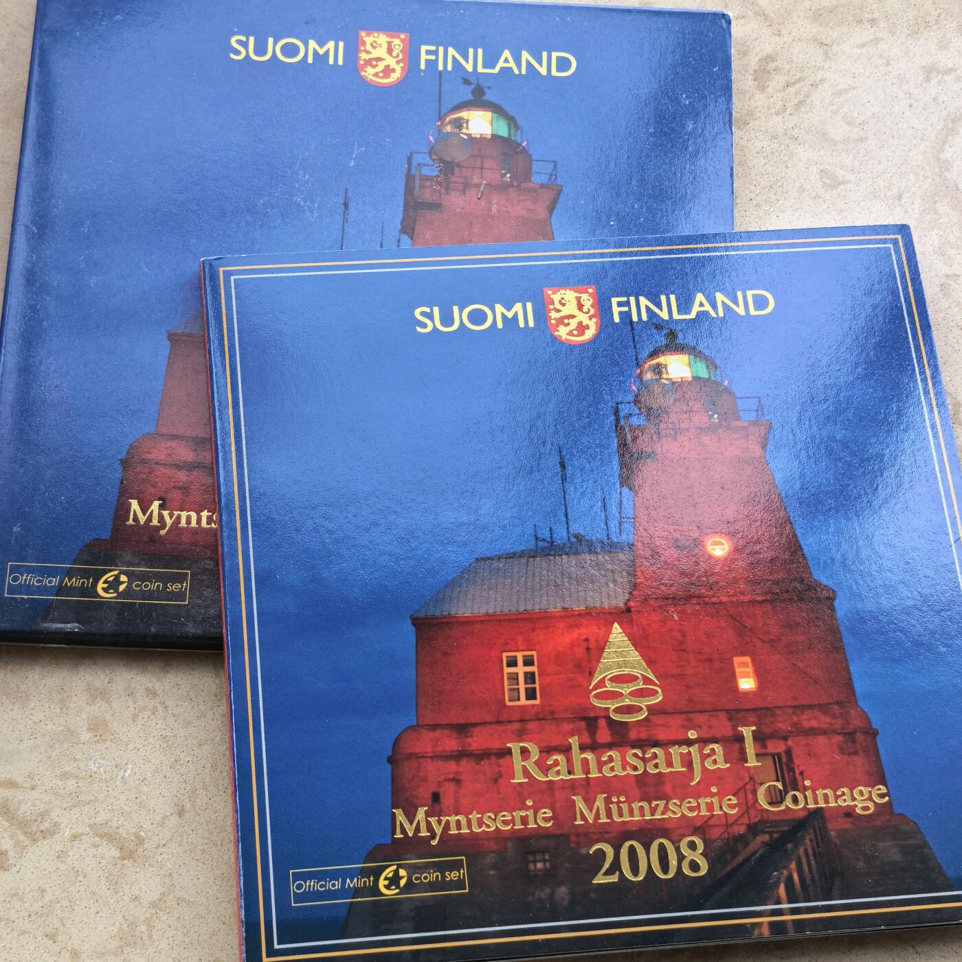 道一币馆币章第一百七十四场 原包装 芬兰2008年罗卡拉灯塔纪念版欧元套币8枚+纪念章 