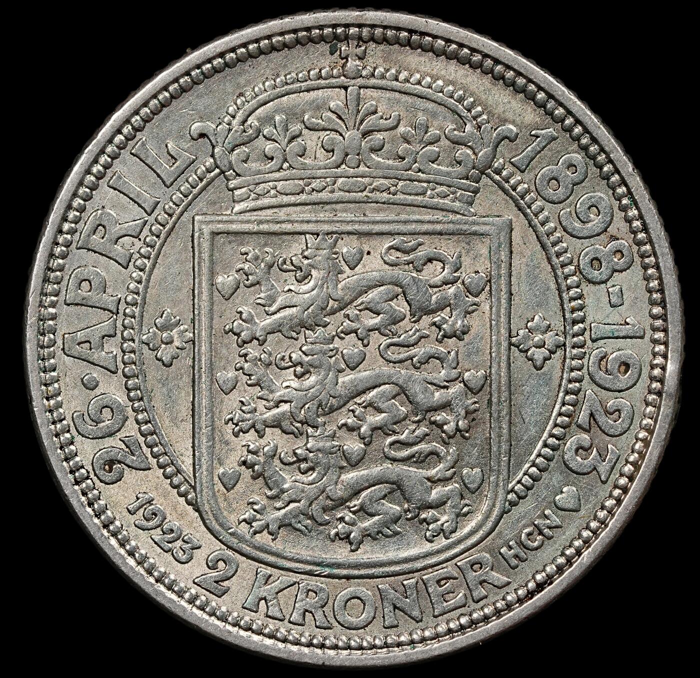 修遠堂世界钱币第111期 1923年丹麦国王银婚纪念2克朗银币 15g，含银80%