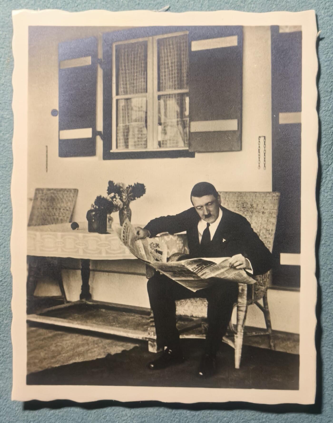 盛世勋华——号角文化勋章邮票专场拍卖第314期 德国（1939）官方摄影师海因里希·霍夫曼照片 “总算清静了”