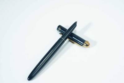 上海都达杂项专场102【全场包邮】  各式钢笔 4支65-350